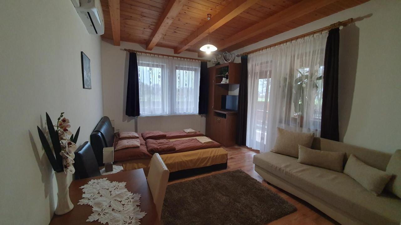 Kekszilva Vendeghaz Hotel Pap Ngoại thất bức ảnh